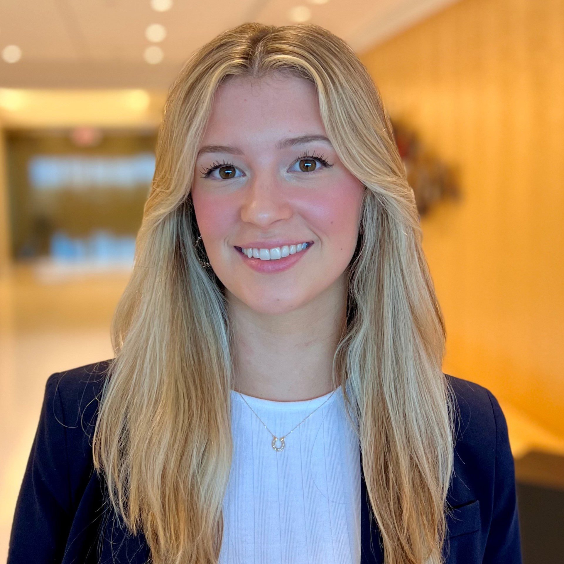 Nicole Hecker