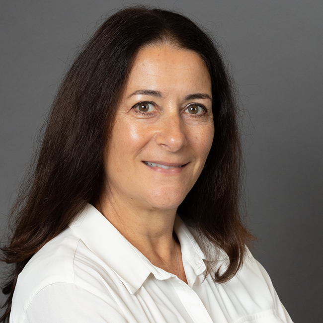Claudia Honan (Hinrichsen)